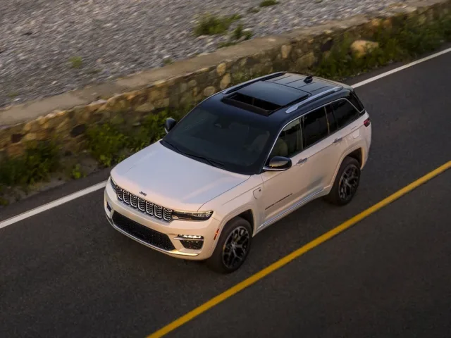 jeep-grand-cherokee-20228.jpg