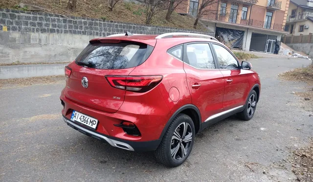 mg-zs-test-13_1.jpg