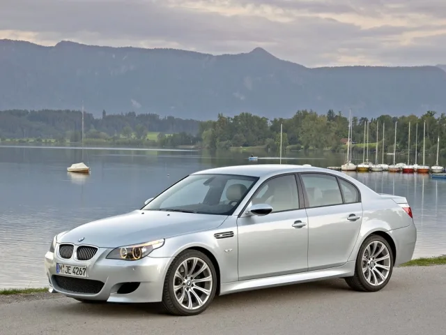 bmw_m5_783950.jpg