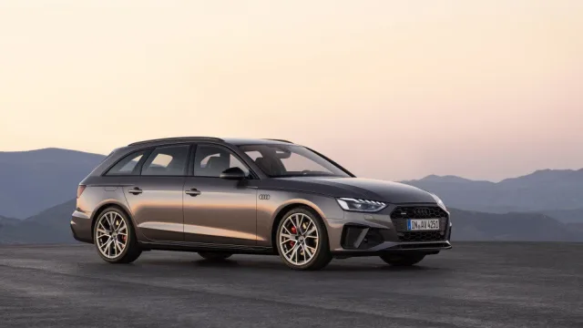 Audi-A4-Avant-B9-8W-facelift-2019.jpg