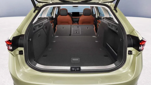 skoda-superb-2024-16.jpg