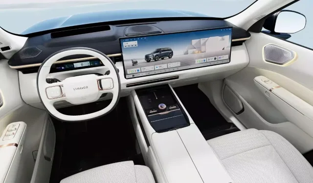 Lynk Co 900 interior.jpg