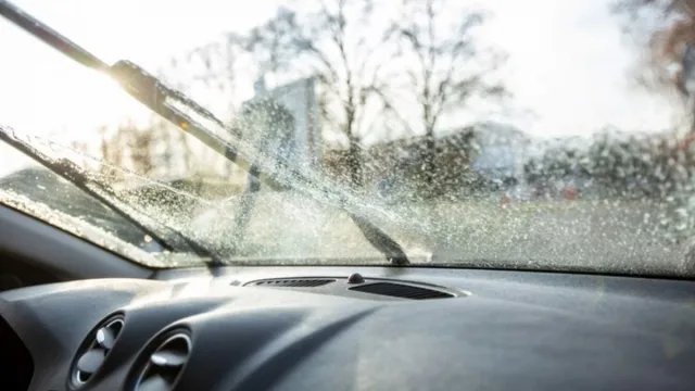 close_up_of_a_windscreen_washers_clear_view_of_he_driver_310913_815_1200x675.jpg