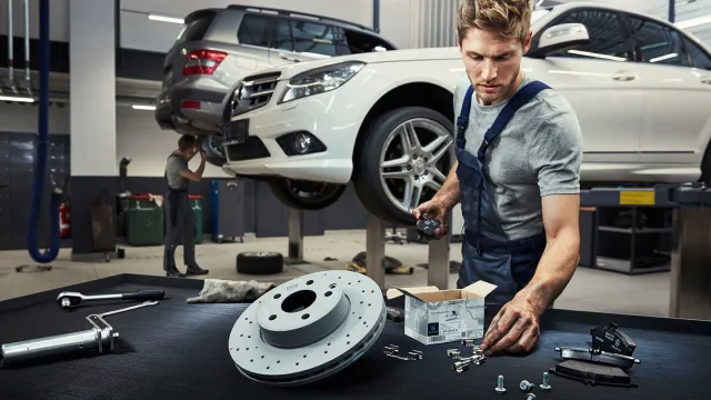 mercedes-benz-servis-3.jpg