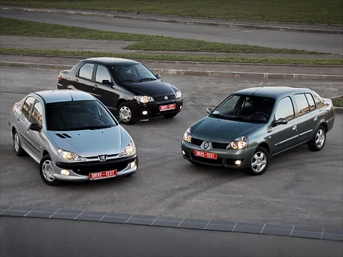 Повний на зад. Доступні седани Fiat Albea, Peugeot 206 та Renault Symbol
