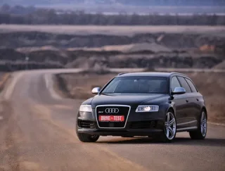 Экспресс в никуда. Изучаем возможности суперуниверсала Audi RS6 Avant