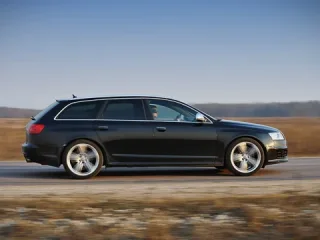 Экспресс в никуда. Изучаем возможности суперуниверсала Audi RS6 Avant