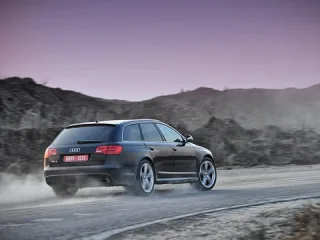 Экспресс в никуда. Изучаем возможности суперуниверсала Audi RS6 Avant