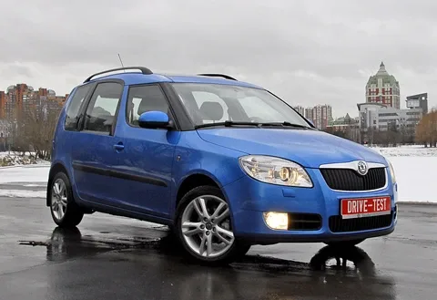 Однокімнатна. Влад Клепач з'ясовує, як живеться в Skoda Roomster