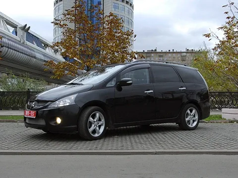 Чорний діамант. Катаємось на модному мінівені Mitsubishi Grandis