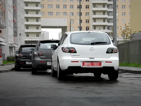 Шок і трепет. Дивуємо народ новітнім хетчбеком Mazda