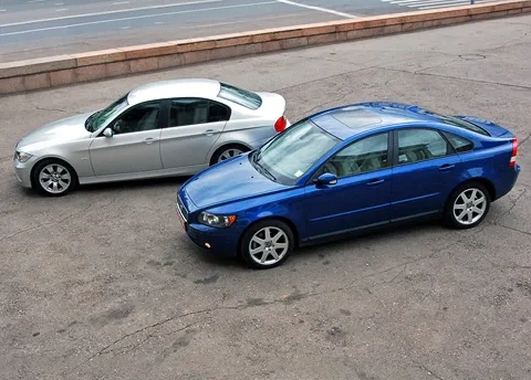 Спорт і динаміка. BMW 320 проти Volvo S40