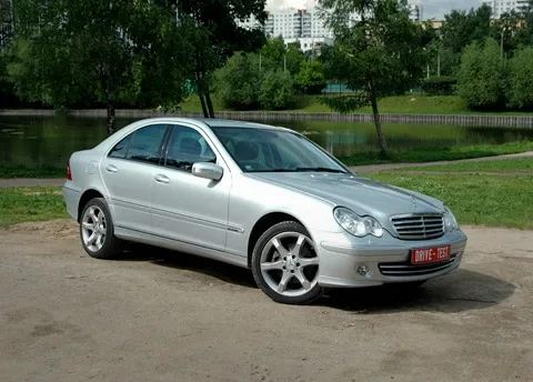 Спосіб переконання. Чи вб'є Mercedes C230 мою нелюбов до Мерседесів?