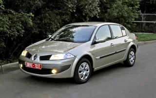 Ввічливий француз. Як за нами доглядав Renault Megane