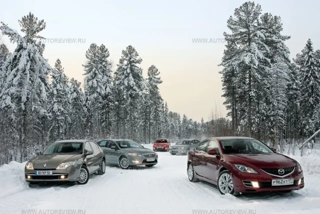 Минус 35°C. Ford Mondeo, Mazda 6, Renault Laguna, Toyota Avensis и Volkswagen Passat