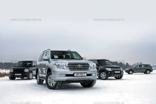 Крадущийся тигр, затаившийся дракон. Land Rover Discovery, Mitsubishi Pajero, Toyota Land Cruiser 200 і Volkswagen Touareg