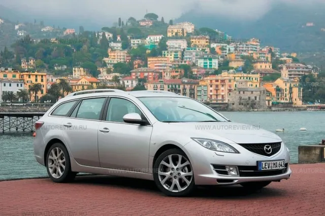 Ефект каракурі. Mazda 6 - хетчбек і універсал