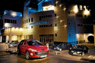 Прорыв? Honda Civic, Kia cee'd, Peugeot 308 и Volkswagen Golf