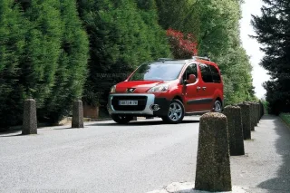 Tepee, длиннее, шире. Peugeot Partner для груза и пассажиров