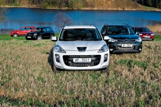 Атака клонів. Citroen C-Crosser, Honde CR-V, Mitsubishi Outlander XL, Peugeot 4007 і Toyota RAV4