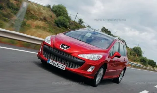 Особняк. Универсальный Peugeot 308 SW
