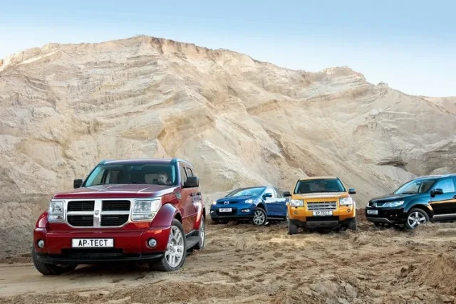 Пропуск в преміум. Dodge Nitro, Land Rover Freelander, Mazda CX-7 та Mitsubishi Outlander XL