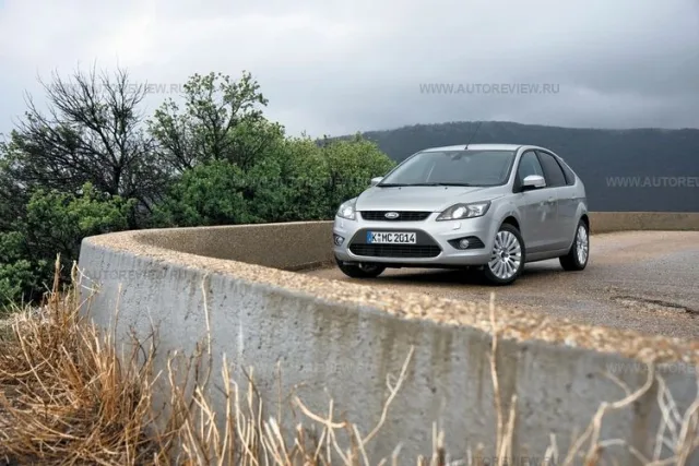 Хромировка действительности. Обновленный Ford Focus