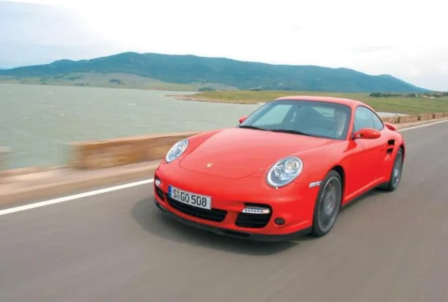 Будничное сумасшествие. Porsche 911 Turbo
