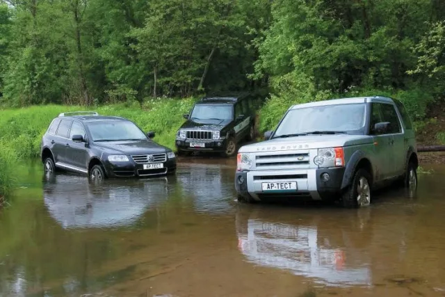 Не знаючи броду... Jeep Commander, Land Rover Discovery, Volkswagen Touareg