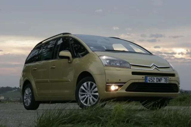 Кругозір. Citroen C4 Picasso