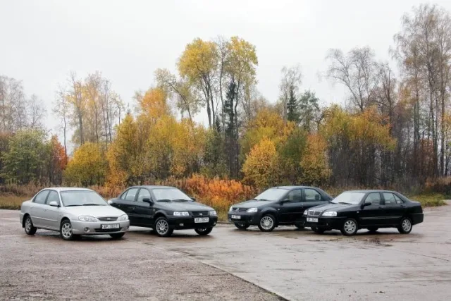 Темна конячка. Chery Amulet, Iran Khodro Samand, Kia Spectra та Renault Logan