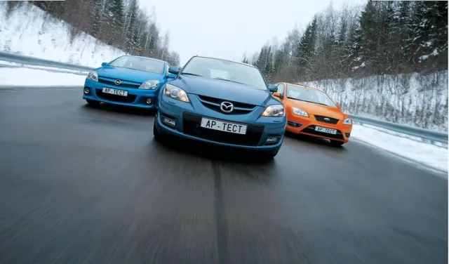 Розтопити лід. Ford Focus ST, Mazda 3 MPS, Opel Astra OPC