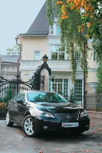 Lexus ES350. Ключами не трогать!