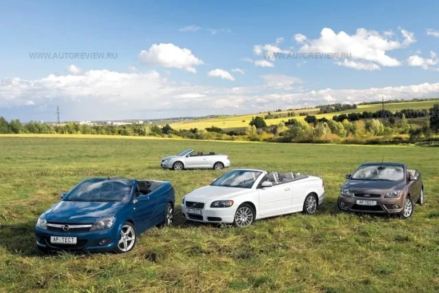 Windy. Ford Focus Coupe-Cabriolet, Opel Astra TwinTop, Volkswagen Eos and Volvo C70
