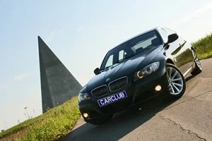 Тест-драйв BMW 330i xDrive: володар дороги