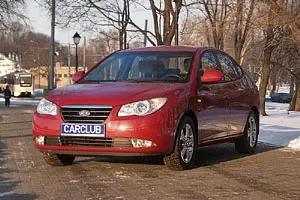 Hyundai Elantra: Hyundai по-американськи