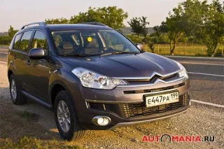 Citroen C-Crosser. One friend is better than two.