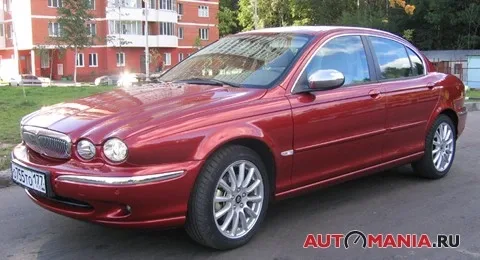 Jaguar X-Type. На механіці і без кішки на капоті.