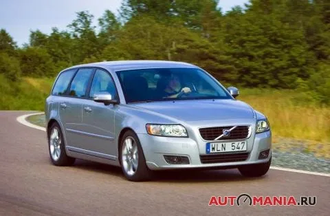 Volvo V50. Півста.