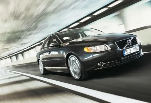 Volvo S80. Найди 10 отличий