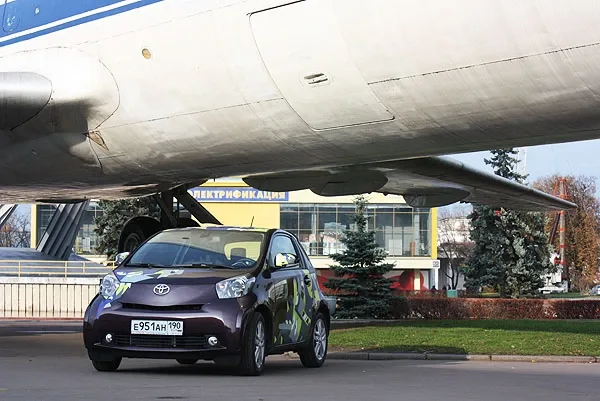 Toyota iQ: японський коник-горбунок.