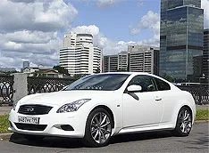 Infiniti G37 Coupe: elusive infinity.