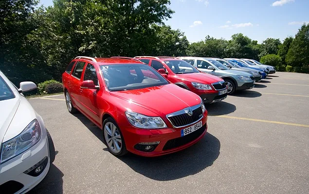 Skoda Octavia RS та Skoda Octavia Scout.