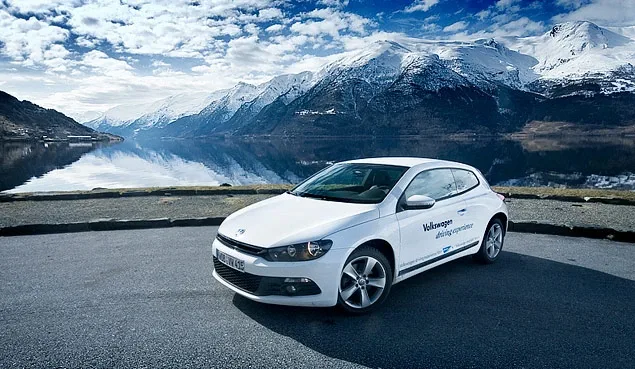 Volkswagen Scirocco.