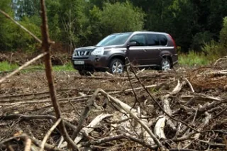Nissan X-Trail.