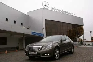 Mercedes E300