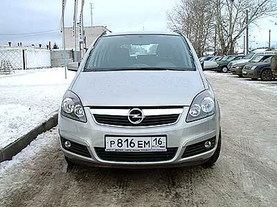 Нова Opel Zafira