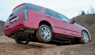 Рестайлінговий Cadillac SRX
