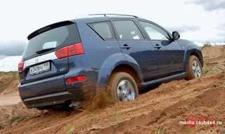 Дизельный Peugeot 4007 вне дорог