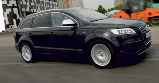 Diesel Audi Q7 V12 is mysterious